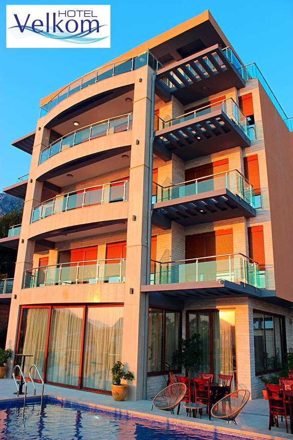 Hotel Velkom ซูโตมอเร ภายนอก รูปภาพ