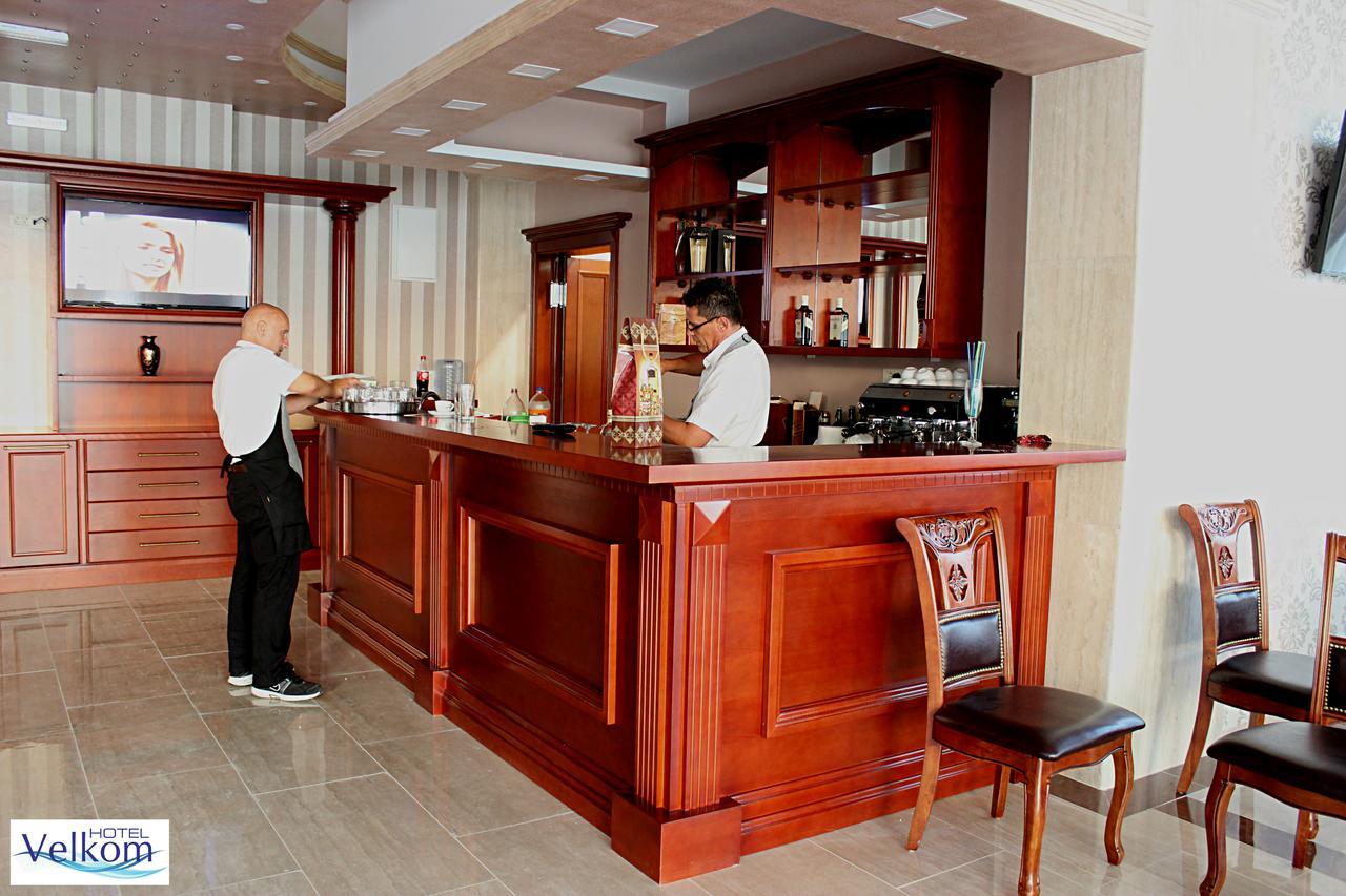 Hotel Velkom ซูโตมอเร ภายนอก รูปภาพ