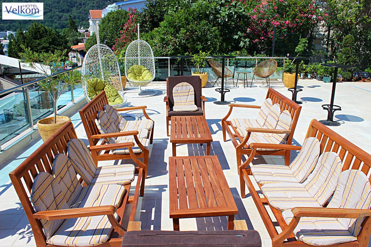 Hotel Velkom ซูโตมอเร ภายนอก รูปภาพ